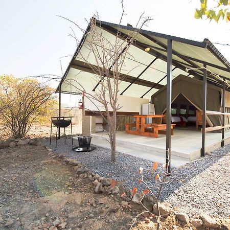 הוילה אוקאוקוג'ו Gondwana Etosha Safari Camp מראה חיצוני תמונה