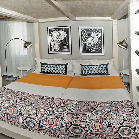 הוילה אוקאוקוג'ו Gondwana Etosha Safari Camp מראה חיצוני תמונה