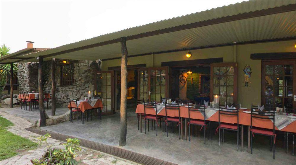 הוילה אוקאוקוג'ו Gondwana Etosha Safari Camp מראה חיצוני תמונה