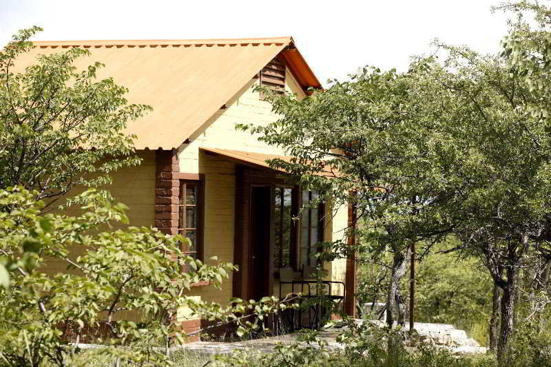 הוילה אוקאוקוג'ו Gondwana Etosha Safari Camp מראה חיצוני תמונה