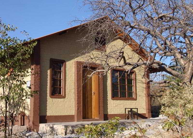 הוילה אוקאוקוג'ו Gondwana Etosha Safari Camp מראה חיצוני תמונה