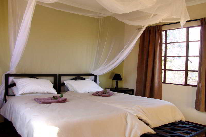 הוילה אוקאוקוג'ו Gondwana Etosha Safari Camp מראה חיצוני תמונה
