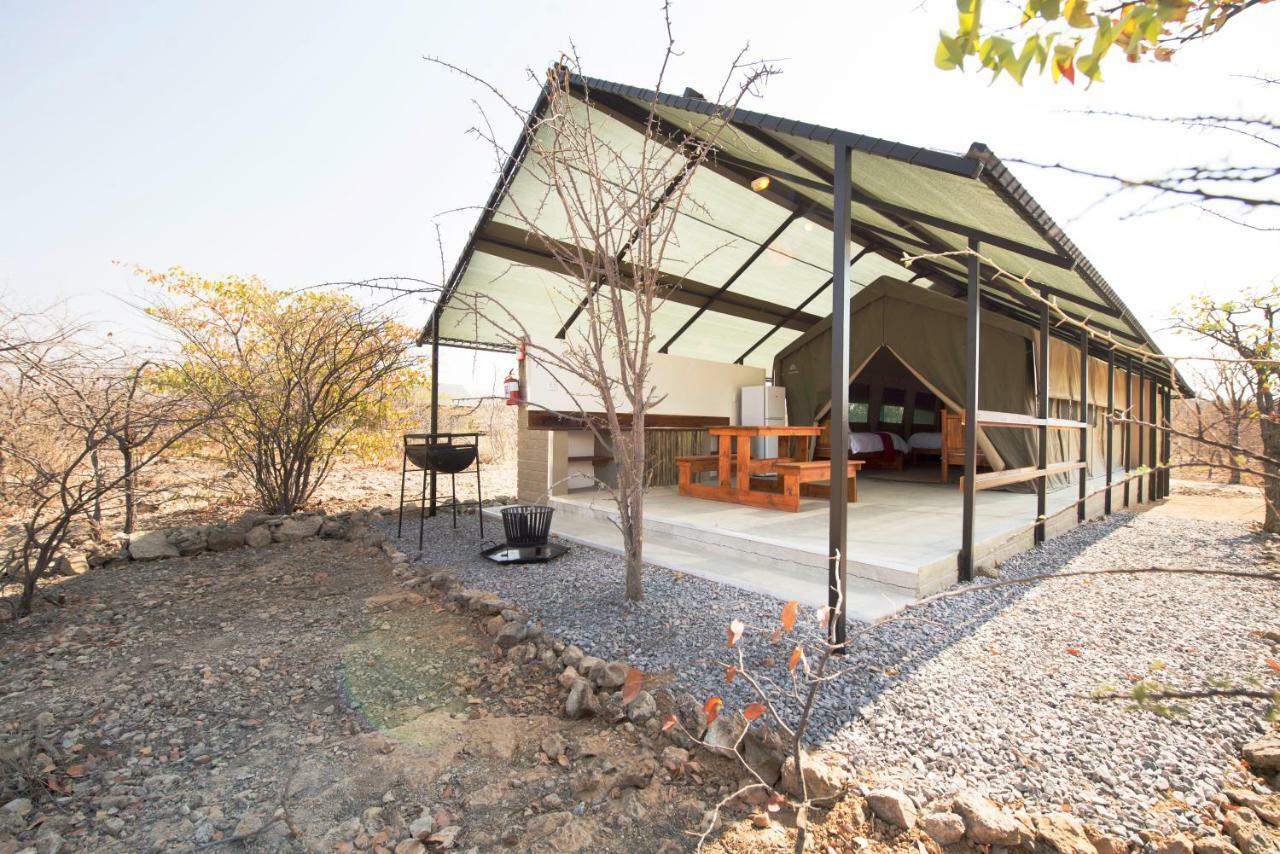 הוילה אוקאוקוג'ו Gondwana Etosha Safari Camp מראה חיצוני תמונה
