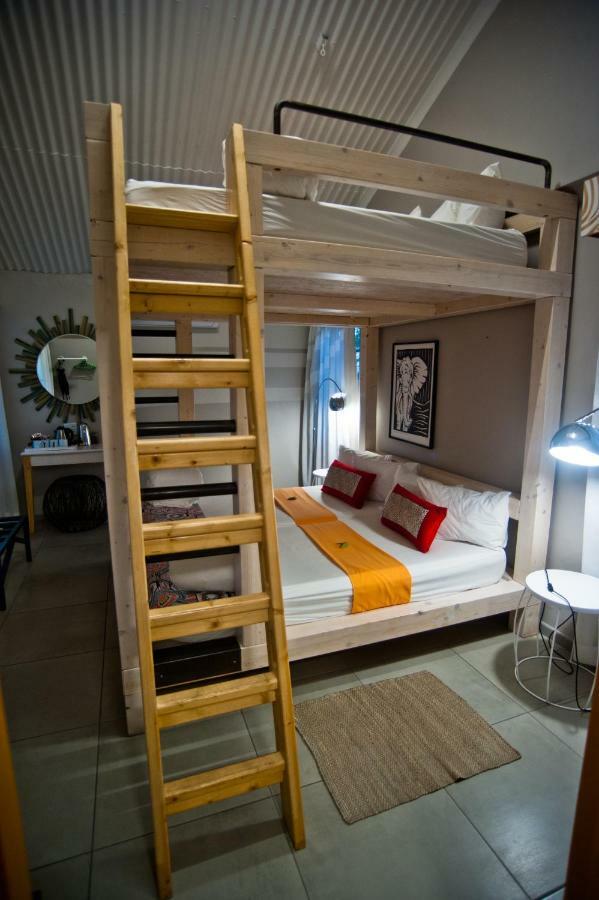 הוילה אוקאוקוג'ו Gondwana Etosha Safari Camp מראה חיצוני תמונה