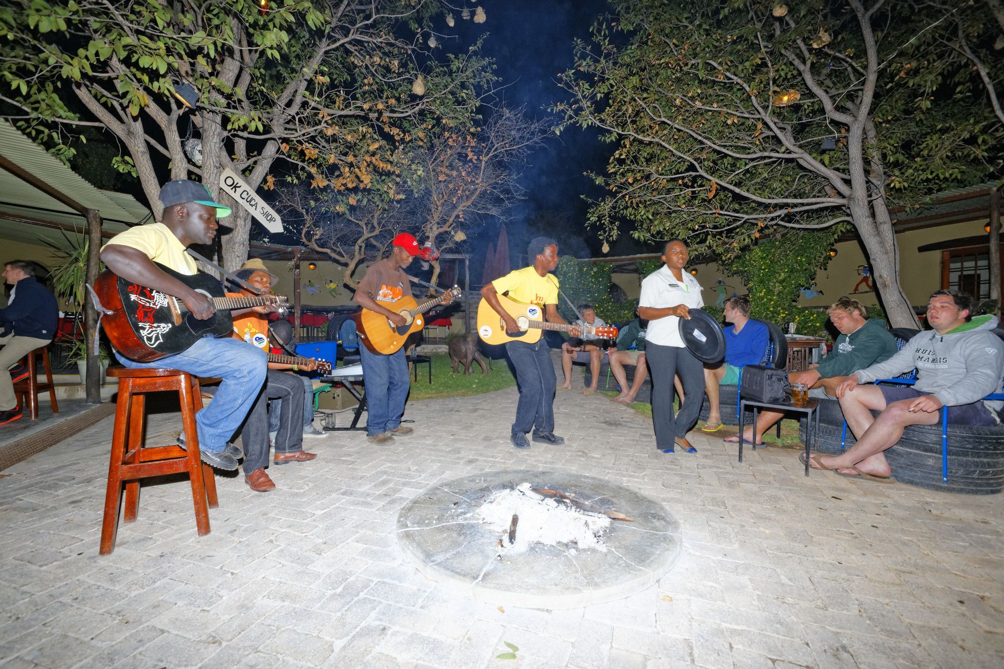 הוילה אוקאוקוג'ו Gondwana Etosha Safari Camp מראה חיצוני תמונה