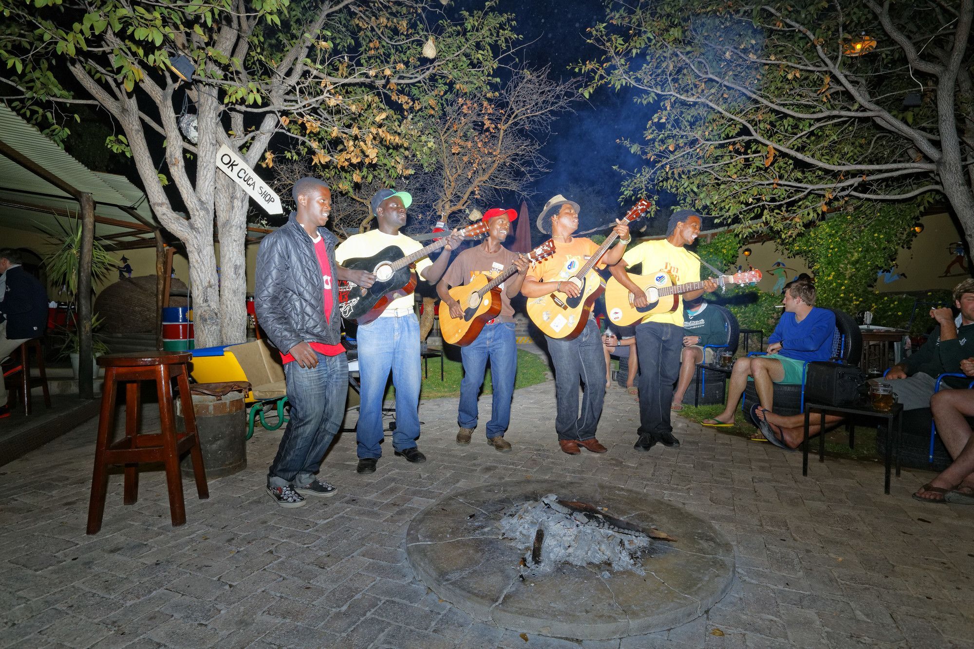 הוילה אוקאוקוג'ו Gondwana Etosha Safari Camp מראה חיצוני תמונה